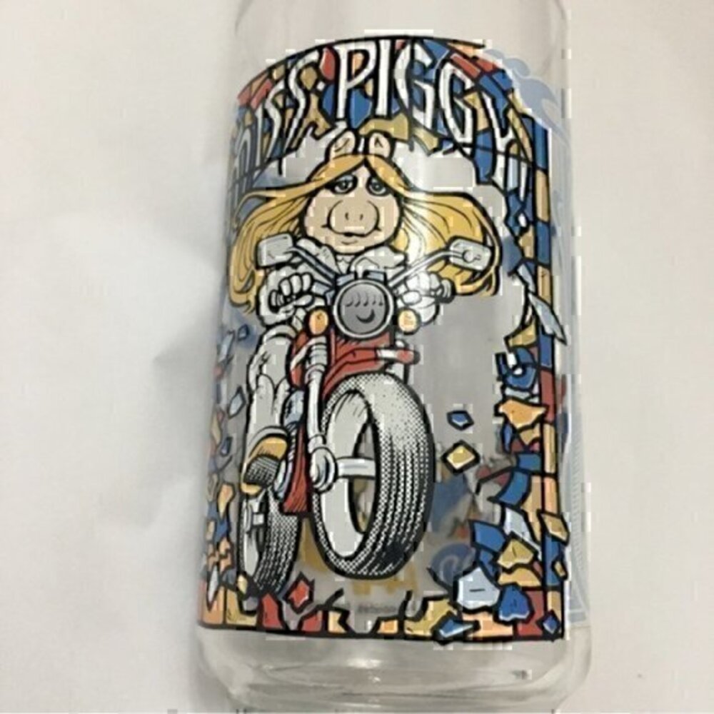McDonalds The Great Muppet Caper Miss Piggy glass